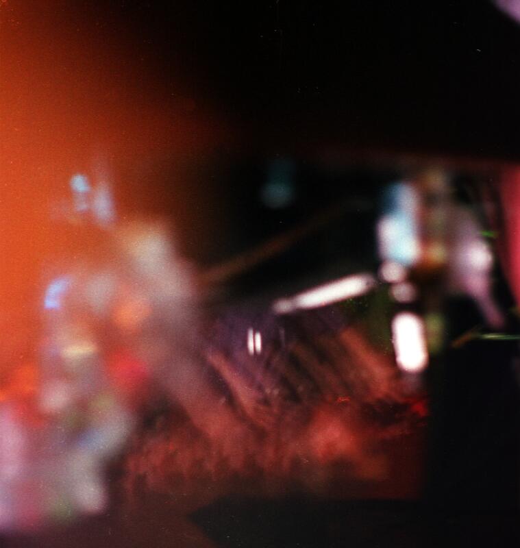 red-reflections-object